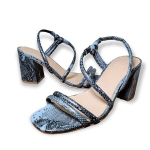 Kaari Blue Snakeskin Print Strappy Block Heels Blue Black Size 7.5